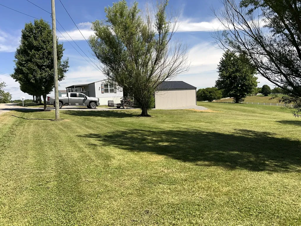 71 Log Cabin Lane Ewing KY 41039