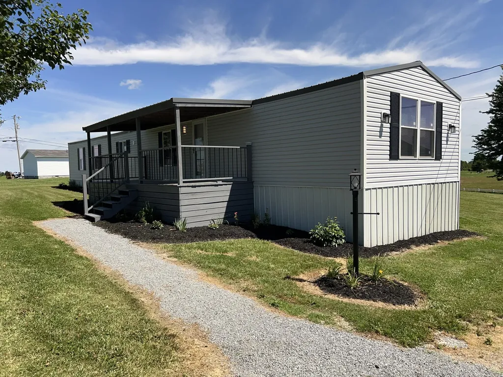71 Log Cabin Lane Ewing KY 41039