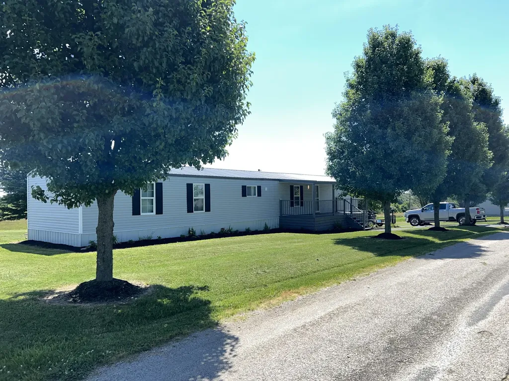 71 Log Cabin Lane Ewing KY 41039