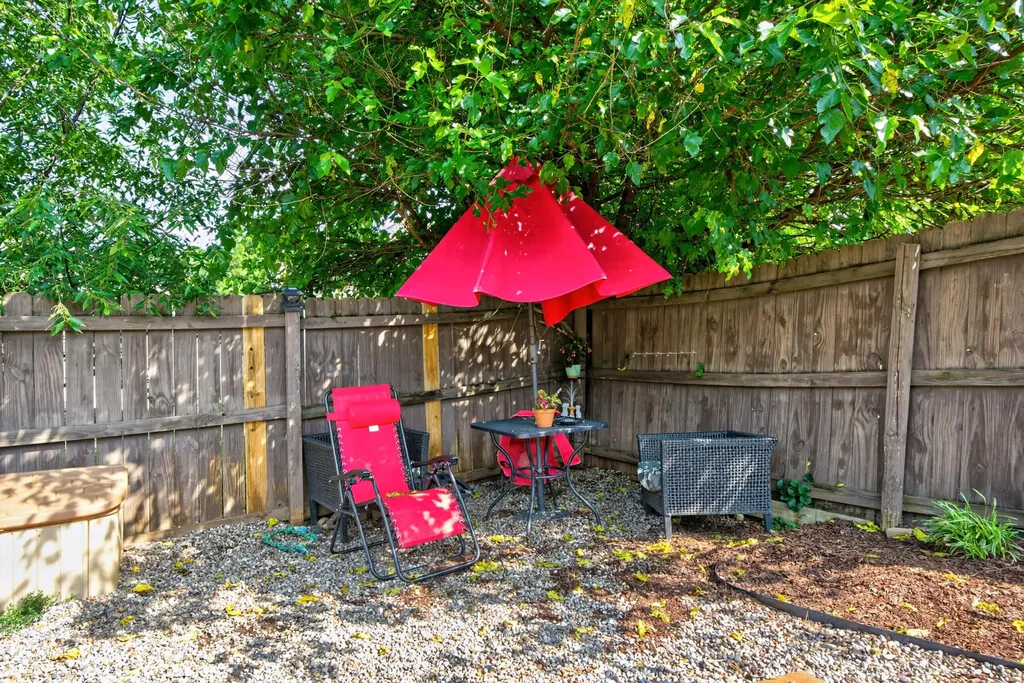 217 Woodbrook Place Lexington KY 40511