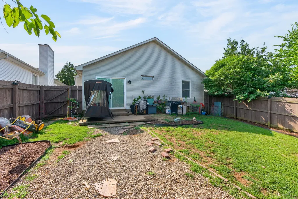 217 Woodbrook Place Lexington KY 40511