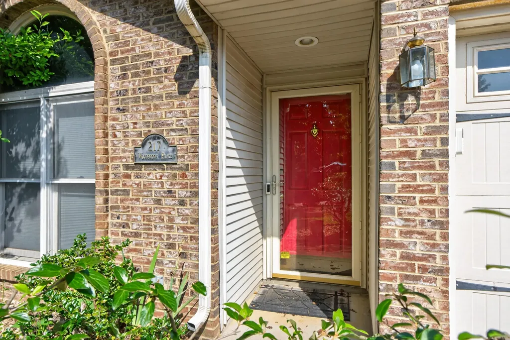 217 Woodbrook Place Lexington KY 40511