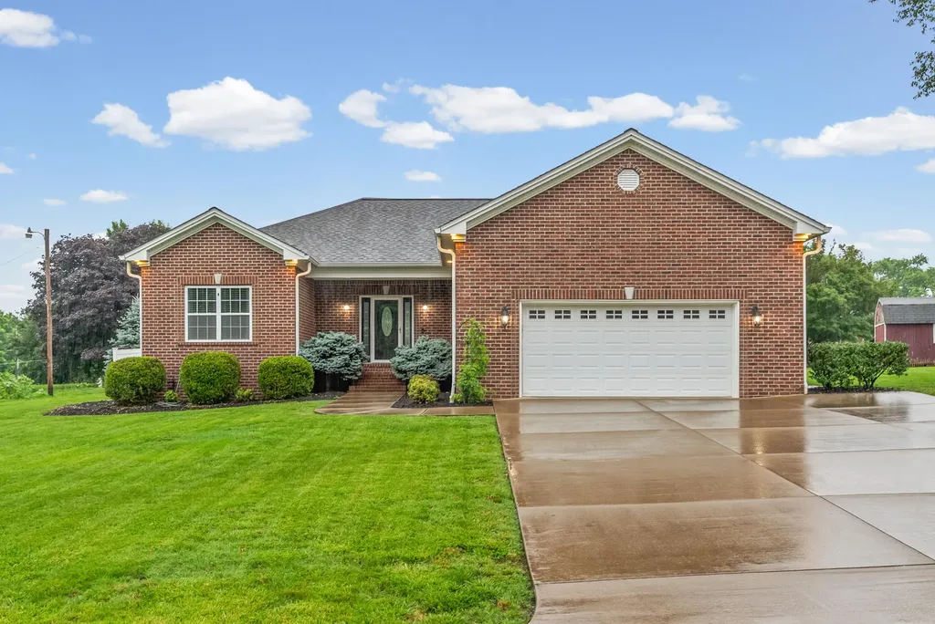 208 Andrew Drive Hopkinsville KY 42240