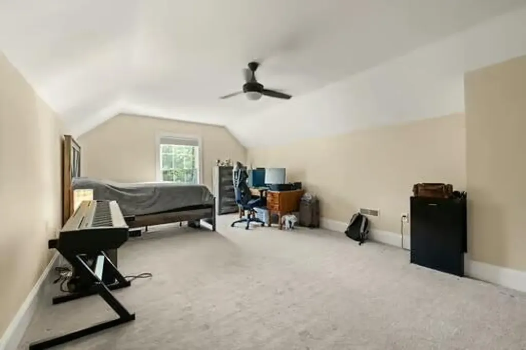 42 Deerfoot Drive London KY 40741