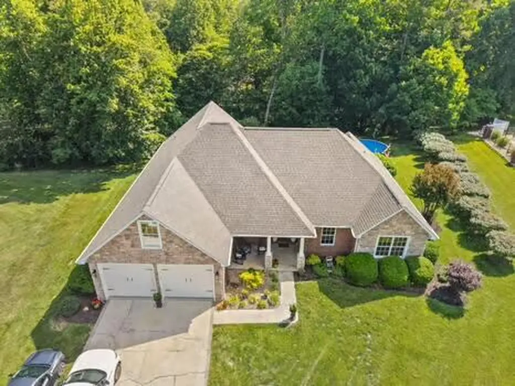 42 Deerfoot Drive London KY 40741