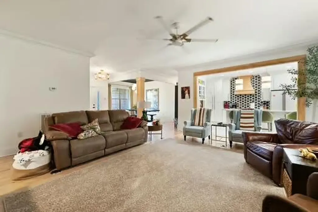 42 Deerfoot Drive London KY 40741