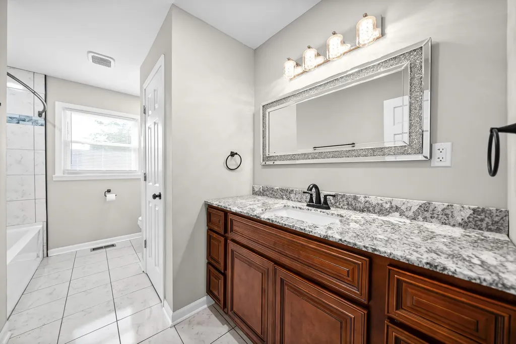 635 Country Club Lane Hopkinsville KY 42240