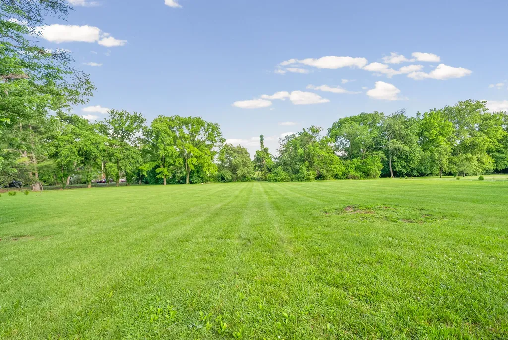 635 Country Club Lane Hopkinsville KY 42240