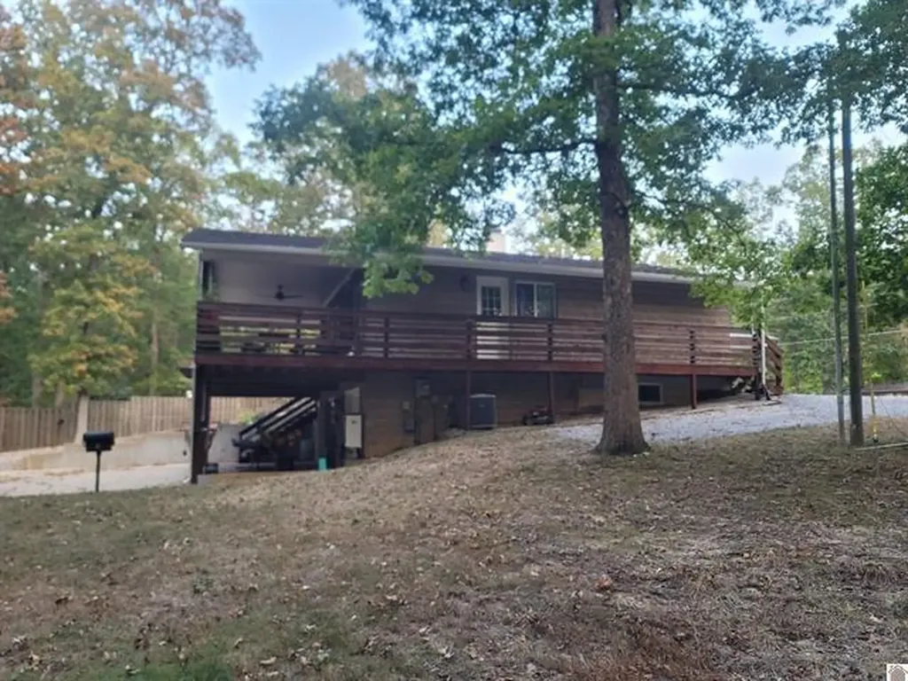416 County Road 1126 A Benton KY 42025