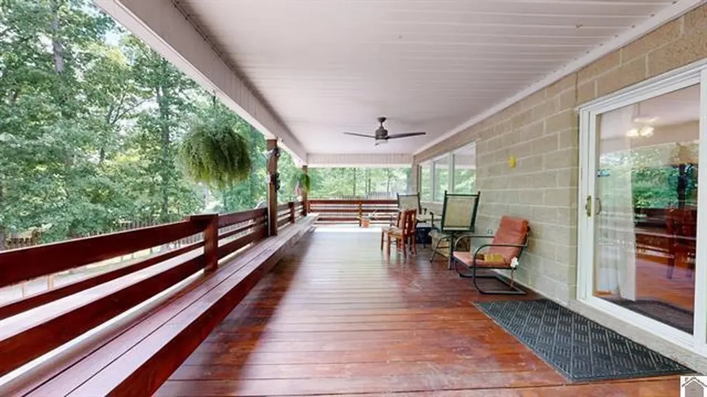 416 County Road 1126 A Benton KY 42025
