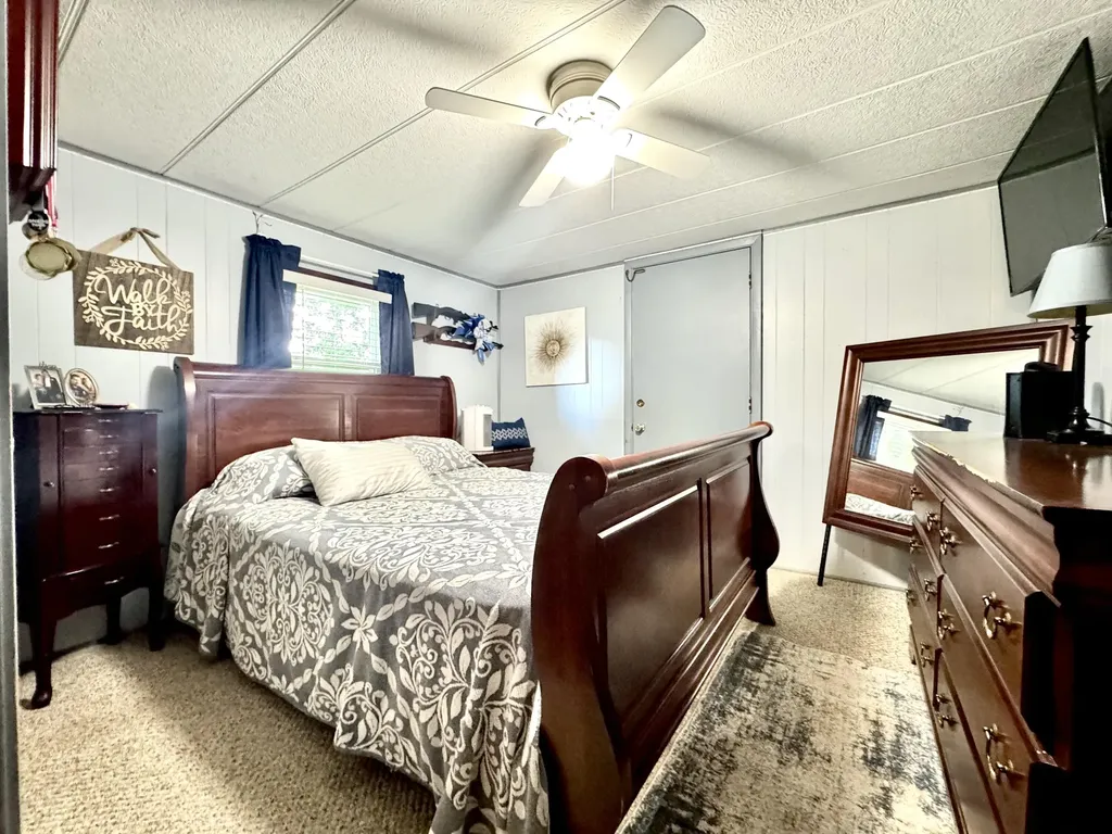 908 Manchester Avenue Middlesboro KY 40965
