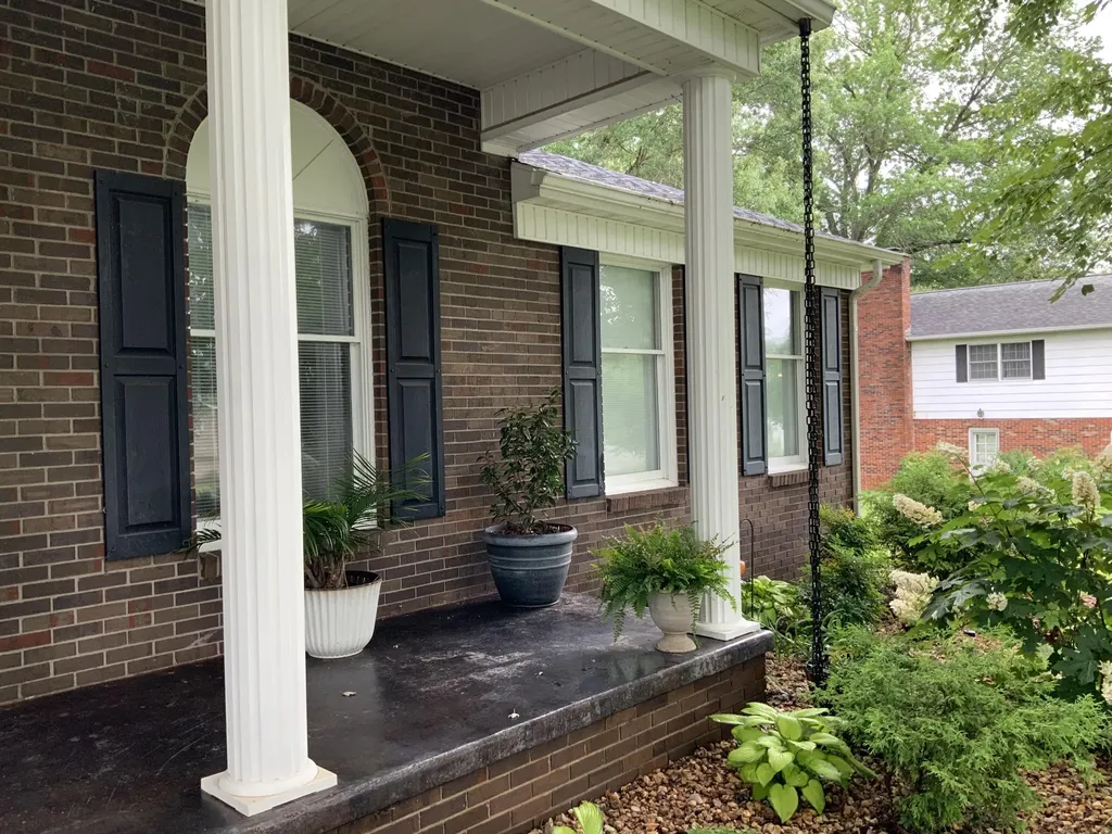 103 Green Hill Park Drive Somerset KY 42501