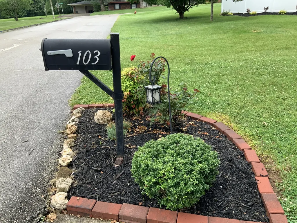 103 Green Hill Park Drive Somerset KY 42501