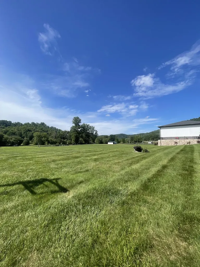 6606 S S Us Highway 25e Flat Lick KY 40935