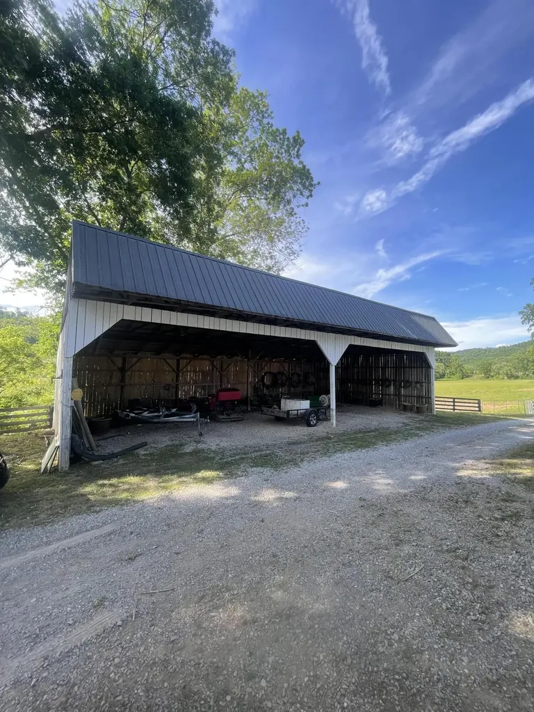 6606 S S Us Highway 25e Flat Lick KY 40935