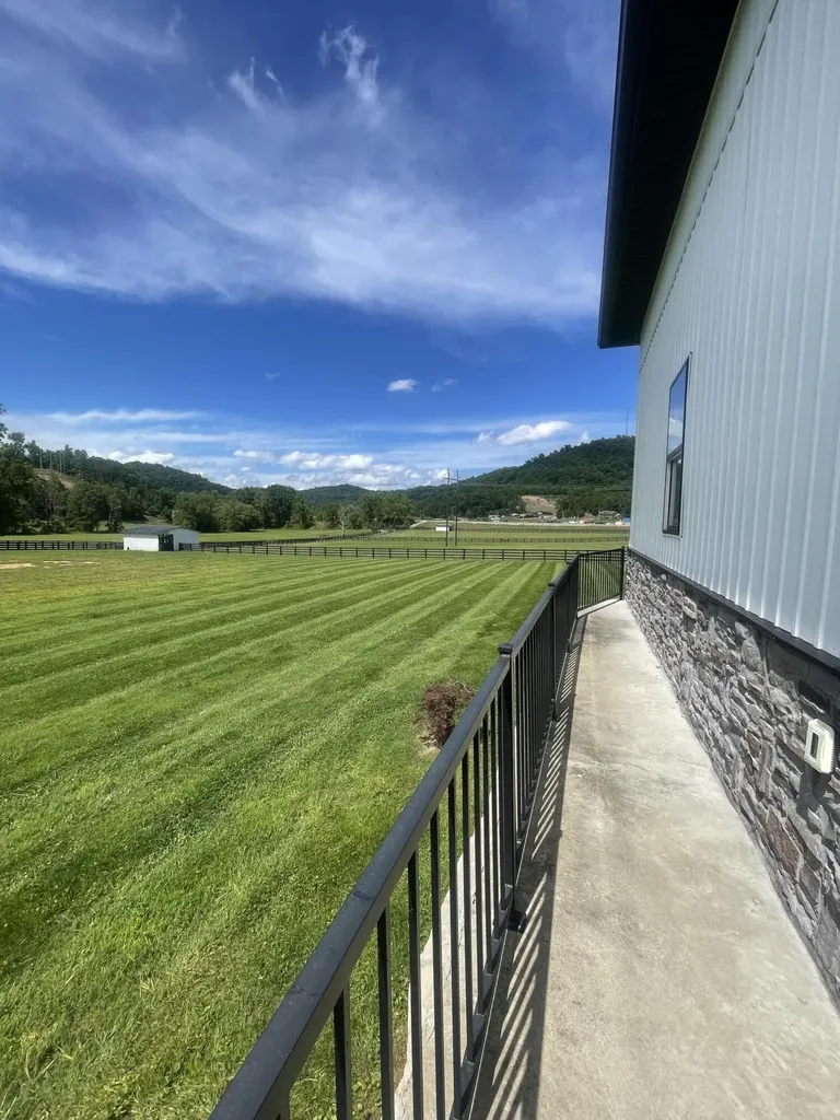 6606 S S Us Highway 25e Flat Lick KY 40935