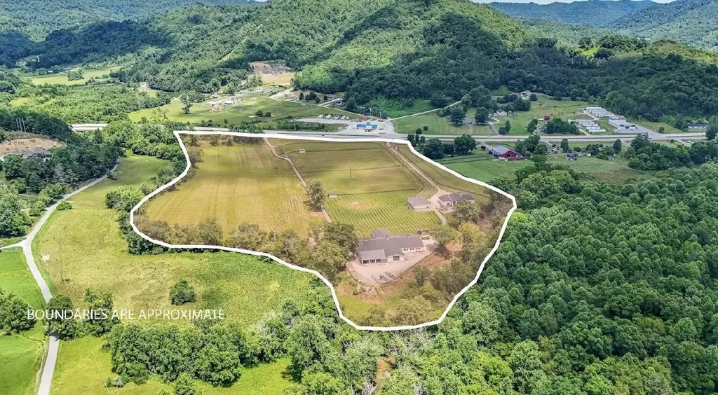 6606 S S Us Highway 25e Flat Lick KY 40935