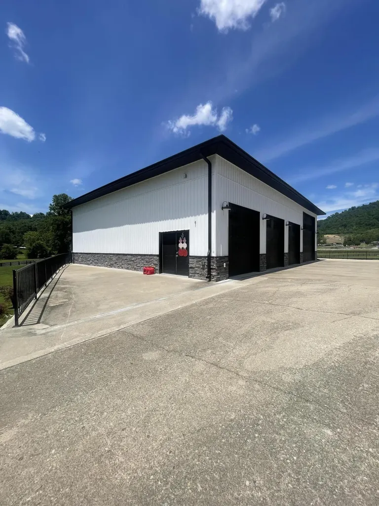 6606 S S Us Highway 25e Flat Lick KY 40935