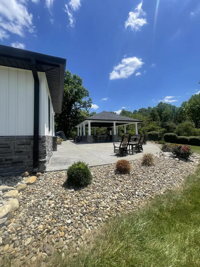 6606 S S Us Highway 25e Flat Lick KY 40935