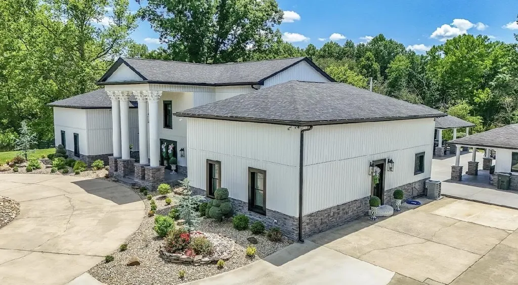 6606 S S Us Highway 25e Flat Lick KY 40935
