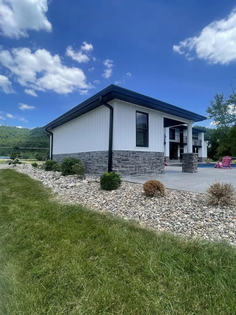 6606 S S Us Highway 25e Flat Lick KY 40935