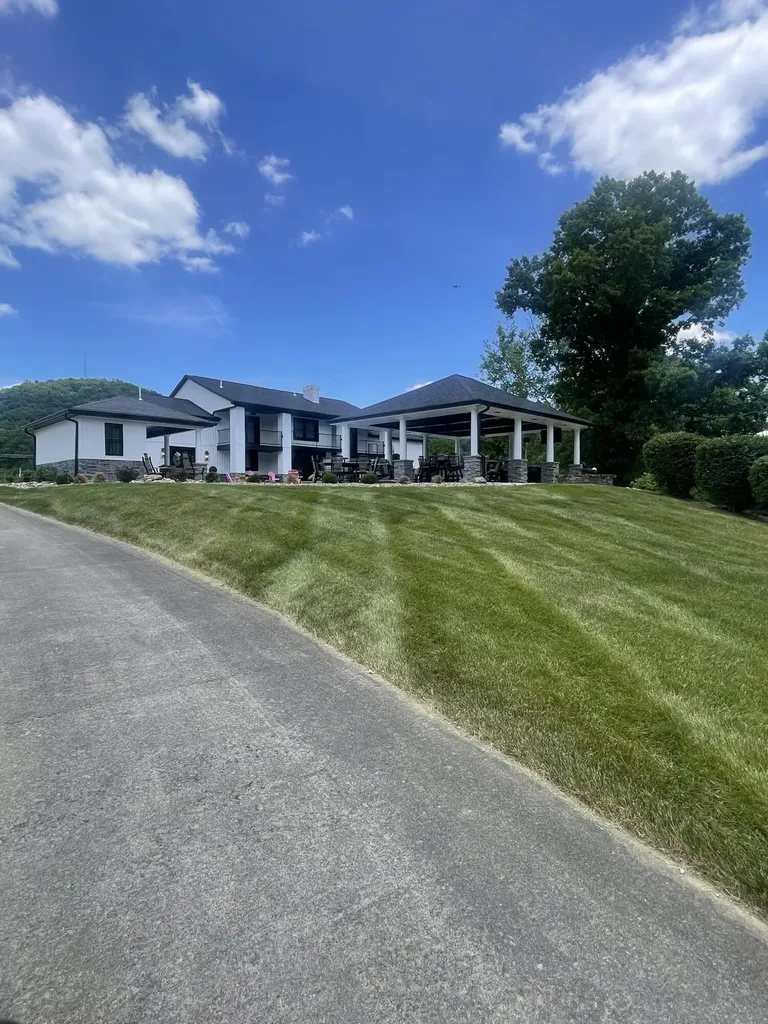 6606 S S Us Highway 25e Flat Lick KY 40935