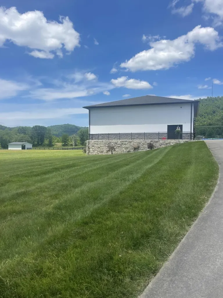 6606 S S Us Highway 25e Flat Lick KY 40935