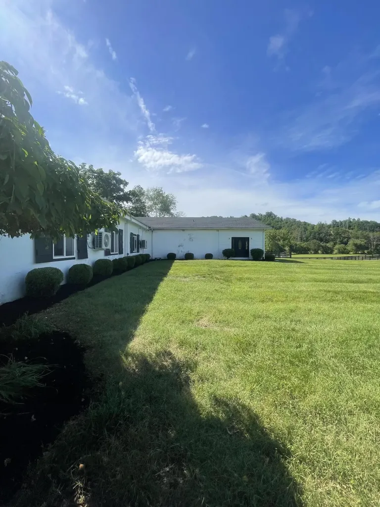 6606 S S Us Highway 25e Flat Lick KY 40935