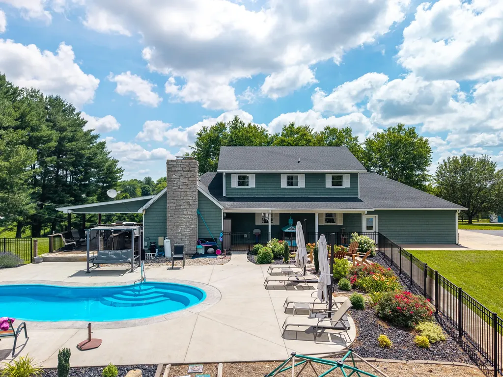 2003 Merlin Avenue Somerset KY 42503