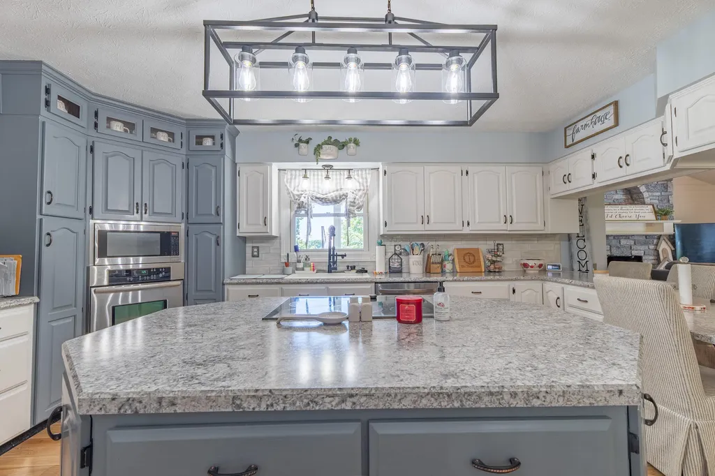 2003 Merlin Avenue Somerset KY 42503