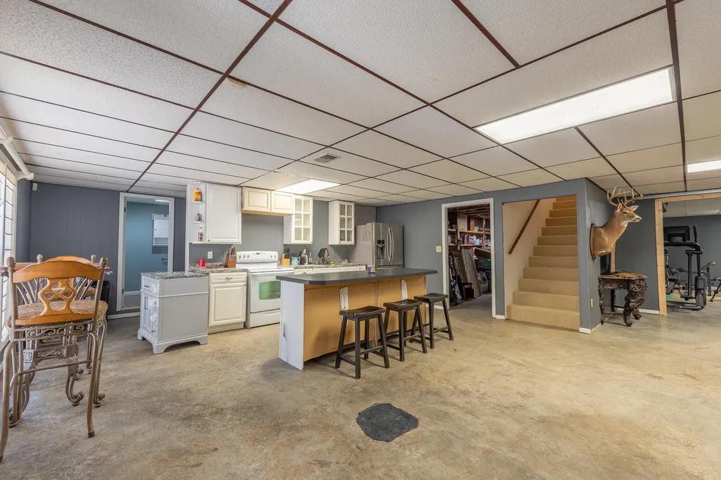 2003 Merlin Avenue Somerset KY 42503