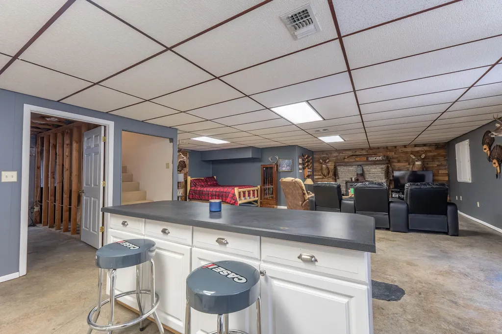 2003 Merlin Avenue Somerset KY 42503