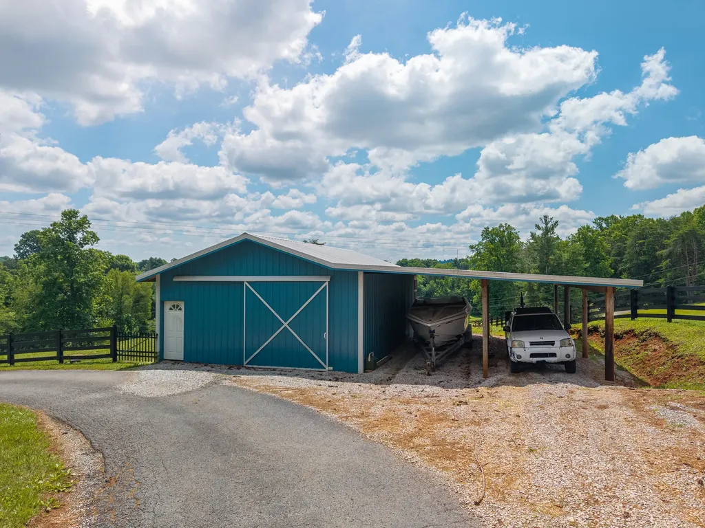 2003 Merlin Avenue Somerset KY 42503
