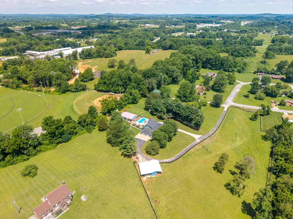 2003 Merlin Avenue Somerset KY 42503