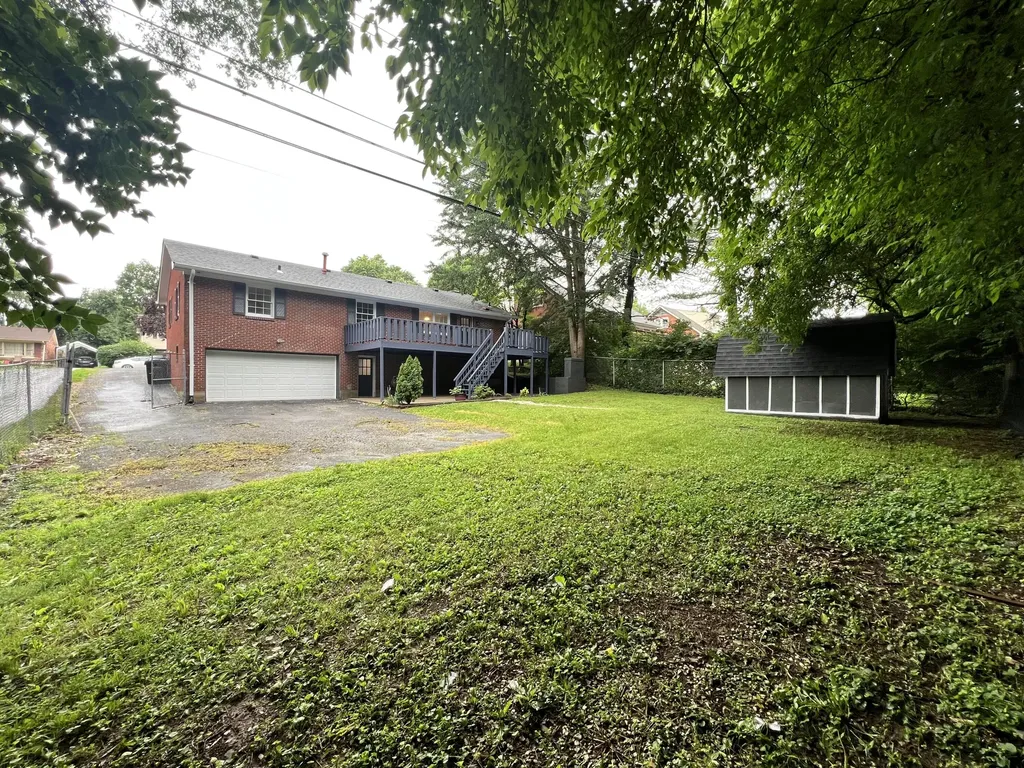 3320 High Hope Road Lexington KY 40517