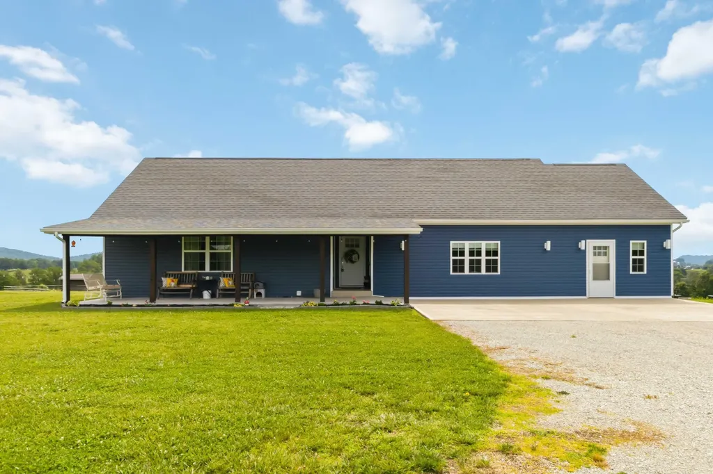 520 Pioneer Lane Brodhead KY 40409