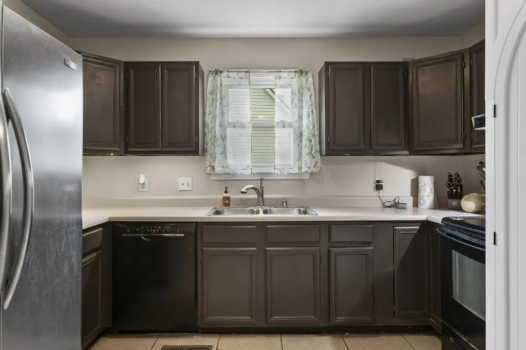 157 Colony Boulevard Georgetown KY 40324