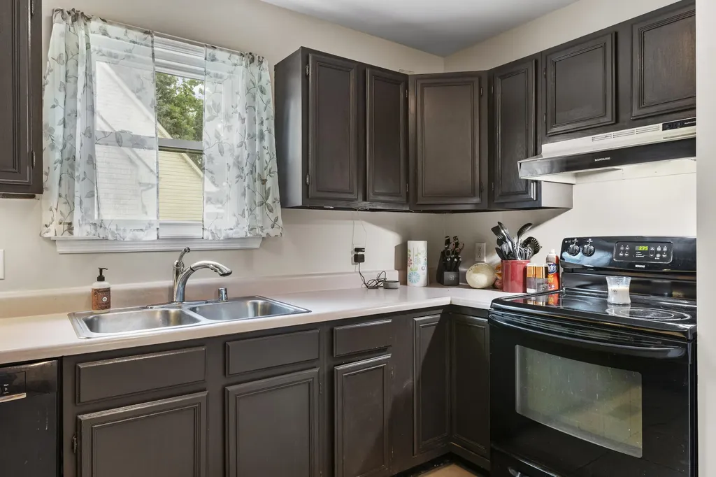 157 Colony Boulevard Georgetown KY 40324