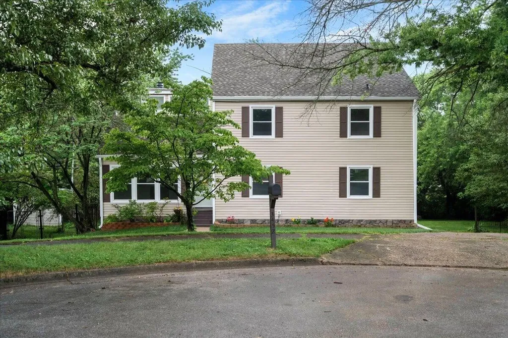 3452 Freeland Court Lexington KY 40502