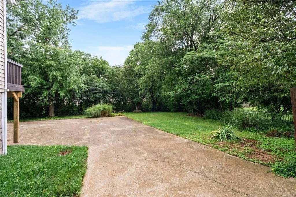 3452 Freeland Court Lexington KY 40502