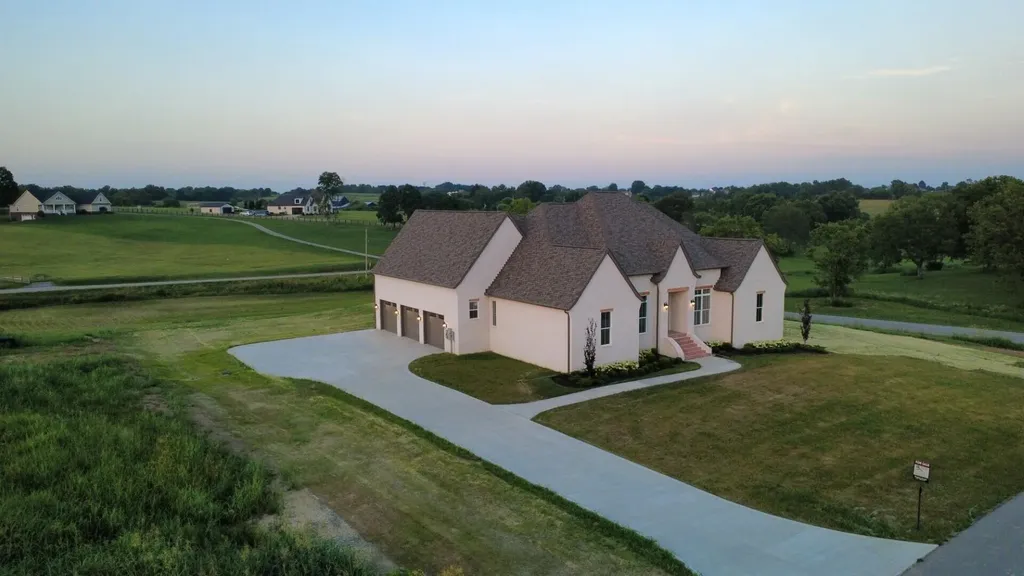 Winchester KY, 1200 Craig Crossing