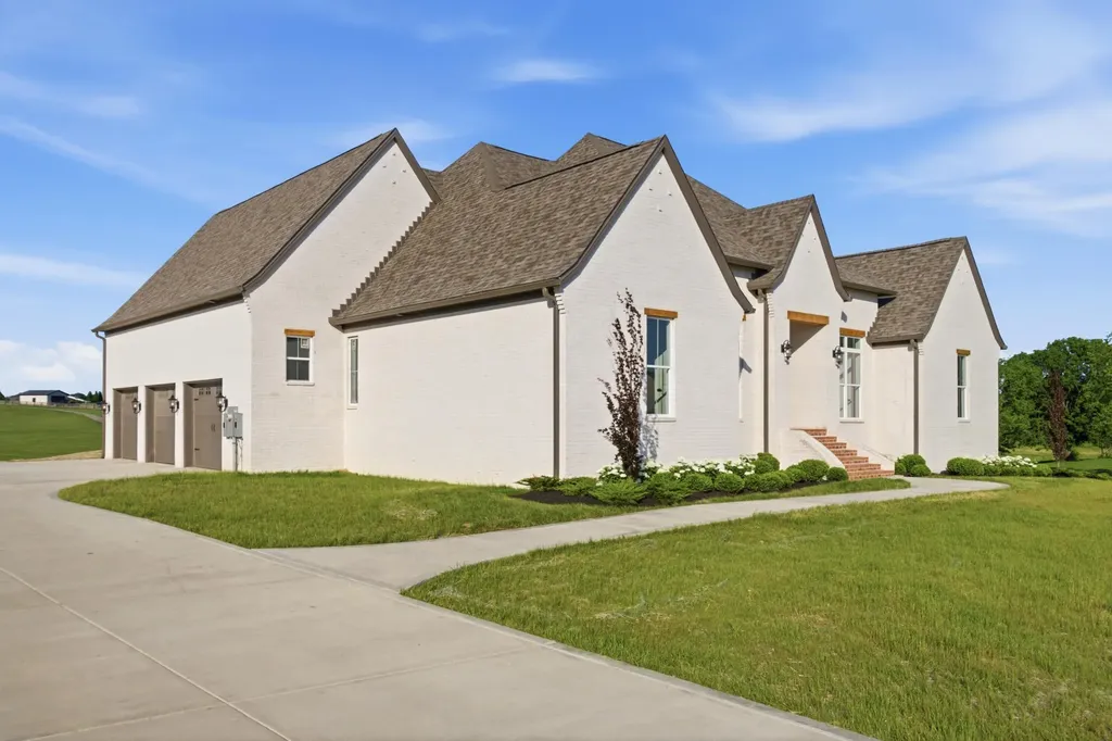 1200 Craig Crossing Winchester KY 40391