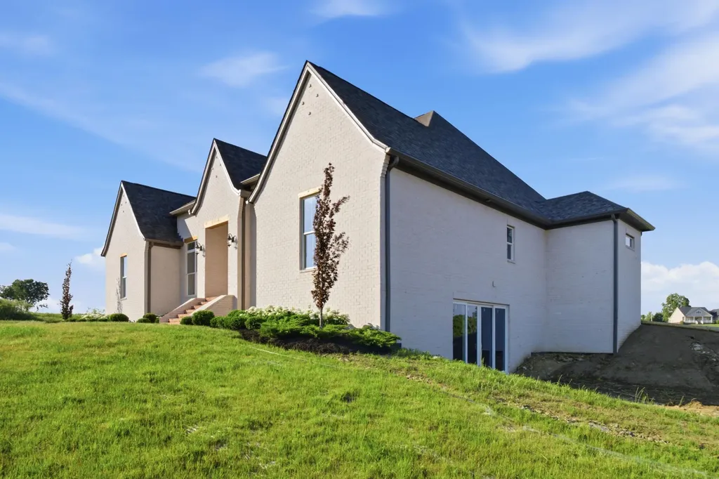 1200 Craig Crossing Winchester KY 40391