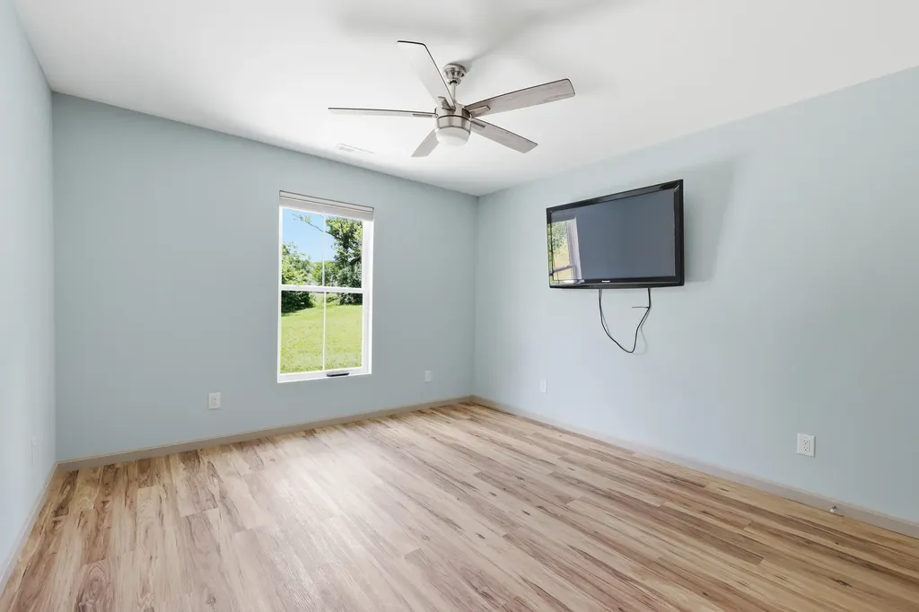 200 Evergreen Drive Lawrenceburg KY 40342