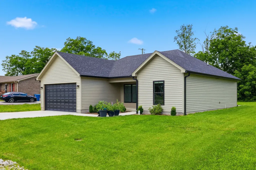 200 Evergreen Drive Lawrenceburg KY 40342