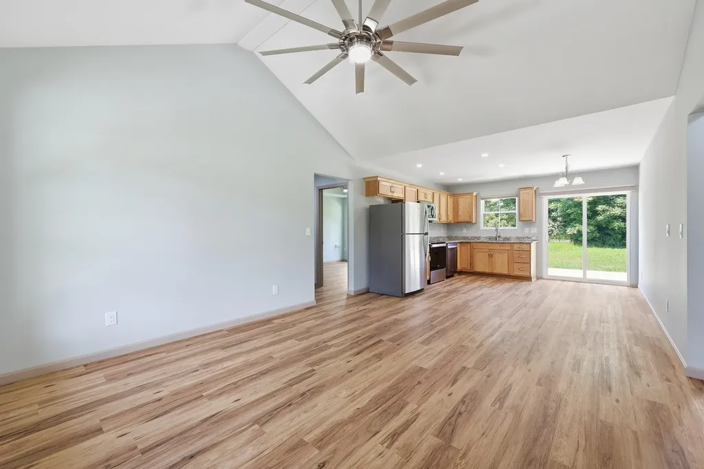 200 Evergreen Drive Lawrenceburg KY 40342
