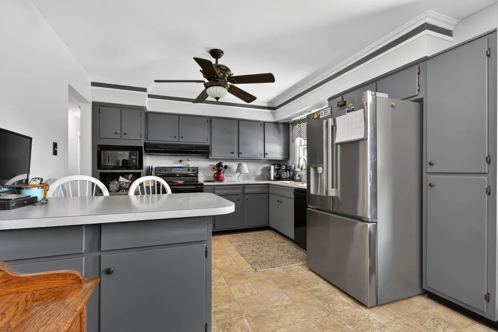 3236 Saxon Drive Lexington KY 40503