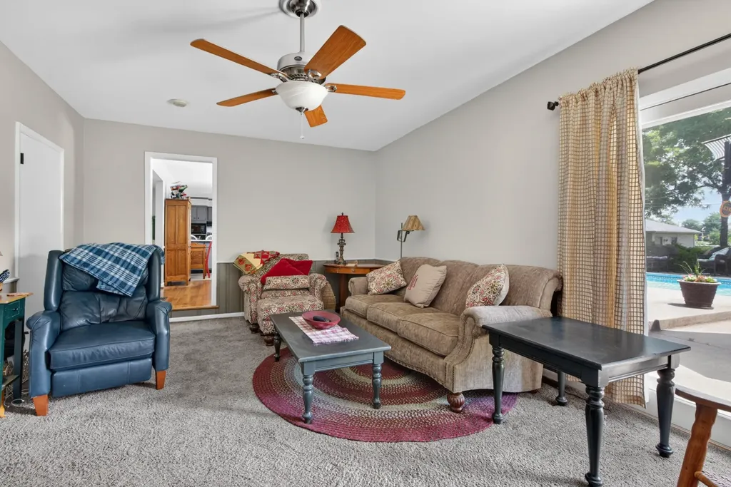 3236 Saxon Drive Lexington KY 40503