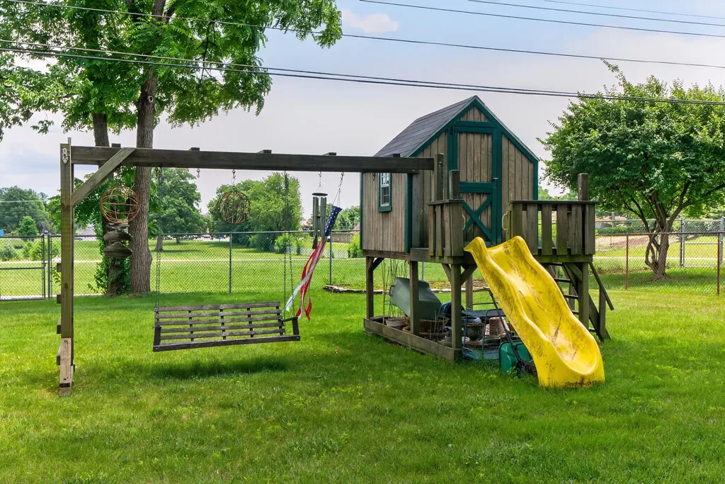 3236 Saxon Drive Lexington KY 40503