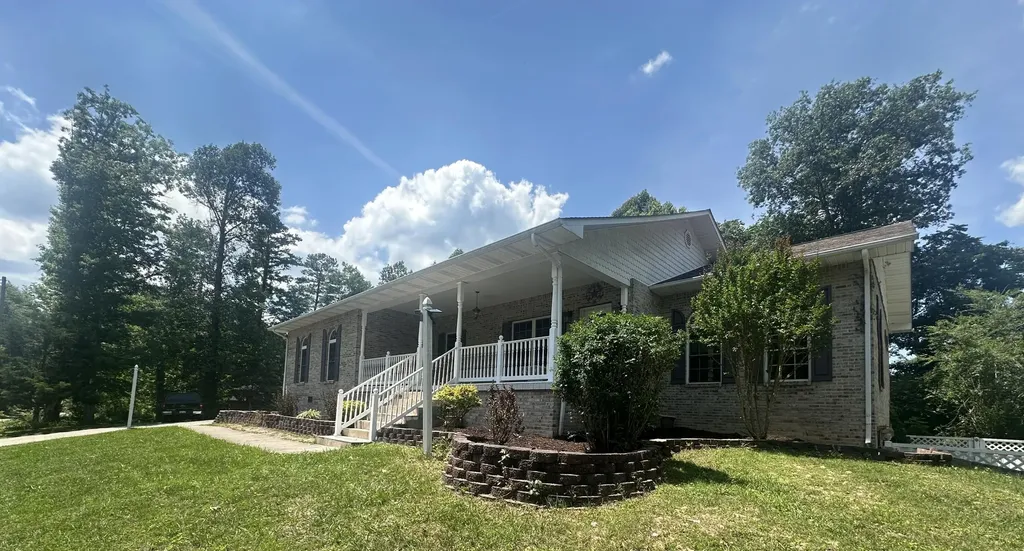 34 Ross Jones Road Whitley City KY 42653